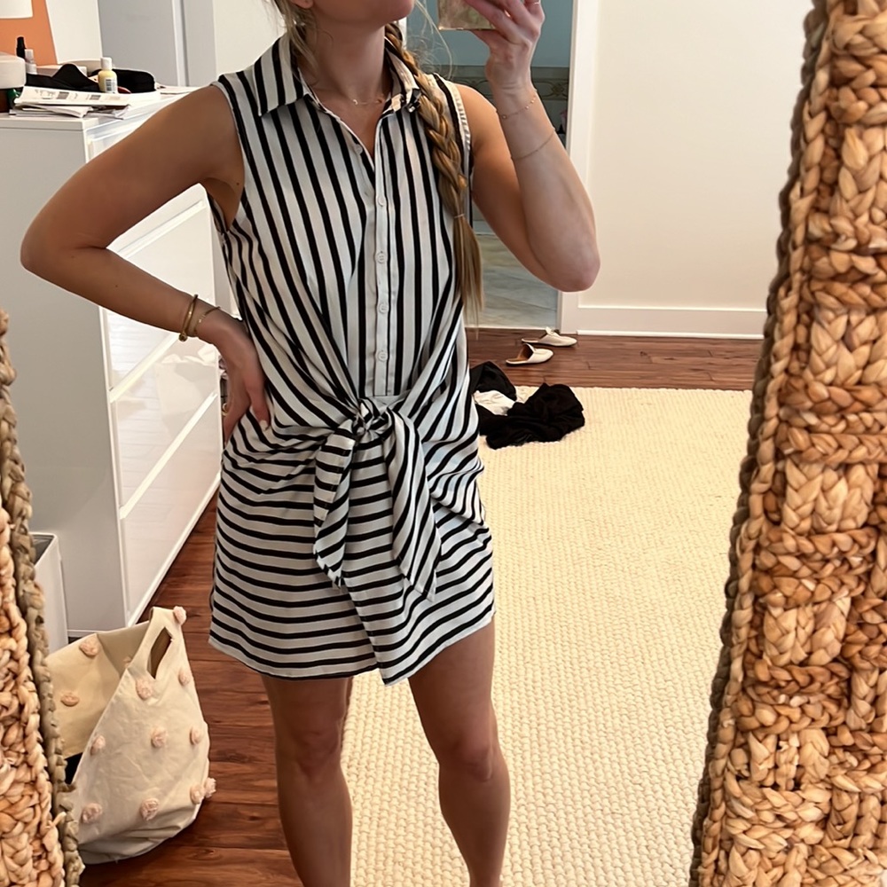 Aqua black and white tie front detail mini dress